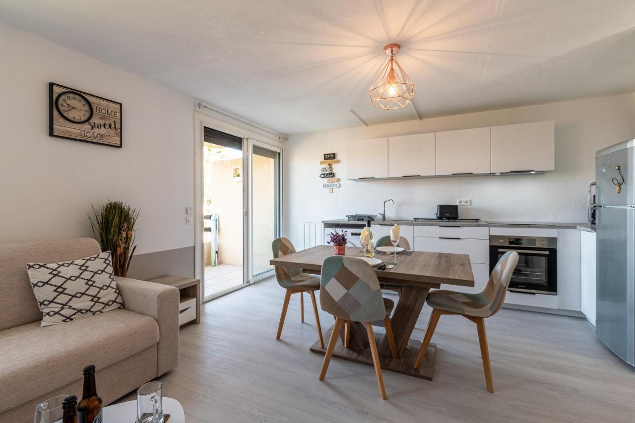 Kallistea - Appartement Avec Vue Mer ปอร์ติชโช ภายนอก รูปภาพ